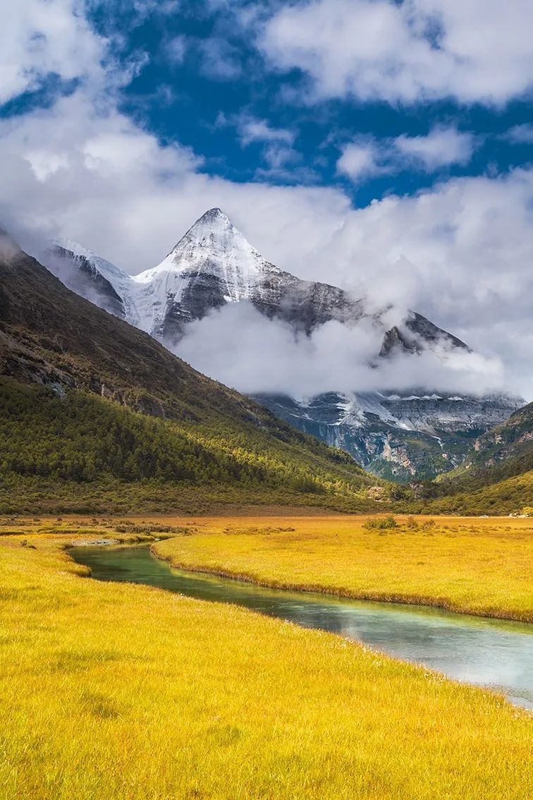 最美318 | 一路向西，带你走进“中国人的景观大道”
