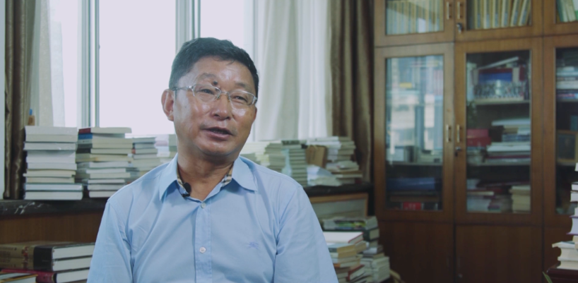 {岗日杂塘  天赐家园}——《阿来：尘埃落定》