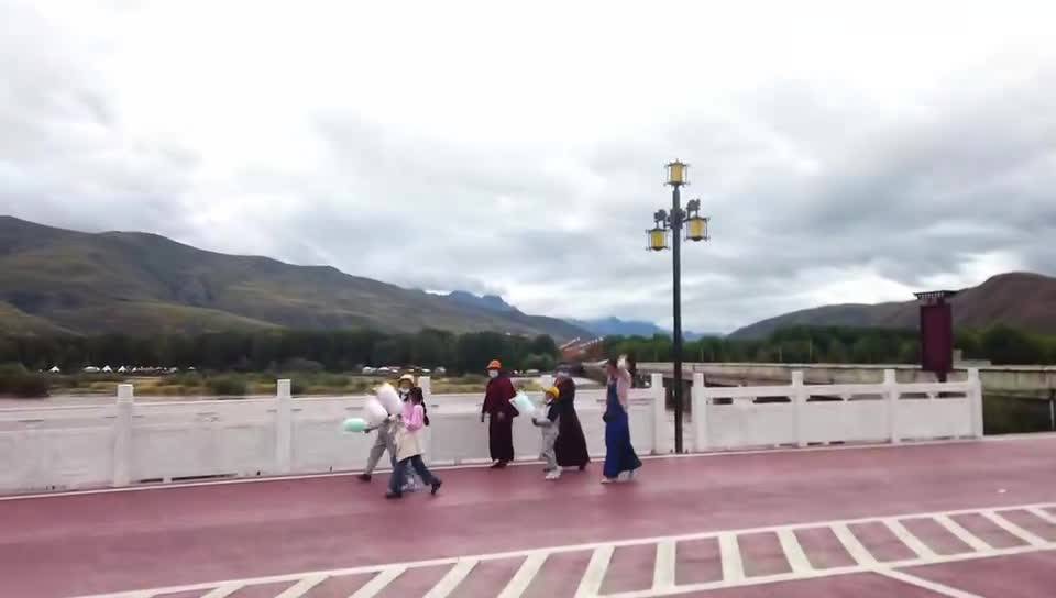 行走高原 记者欧珠旺姆带您打卡甘孜县最美步道！