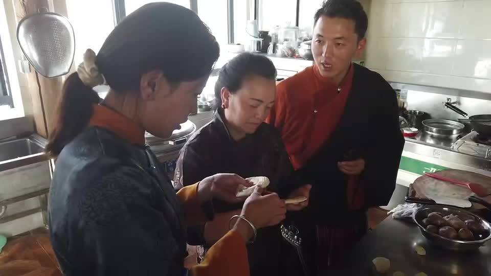 欧珠挑战制作道孚特色小吃花馍馍（下）