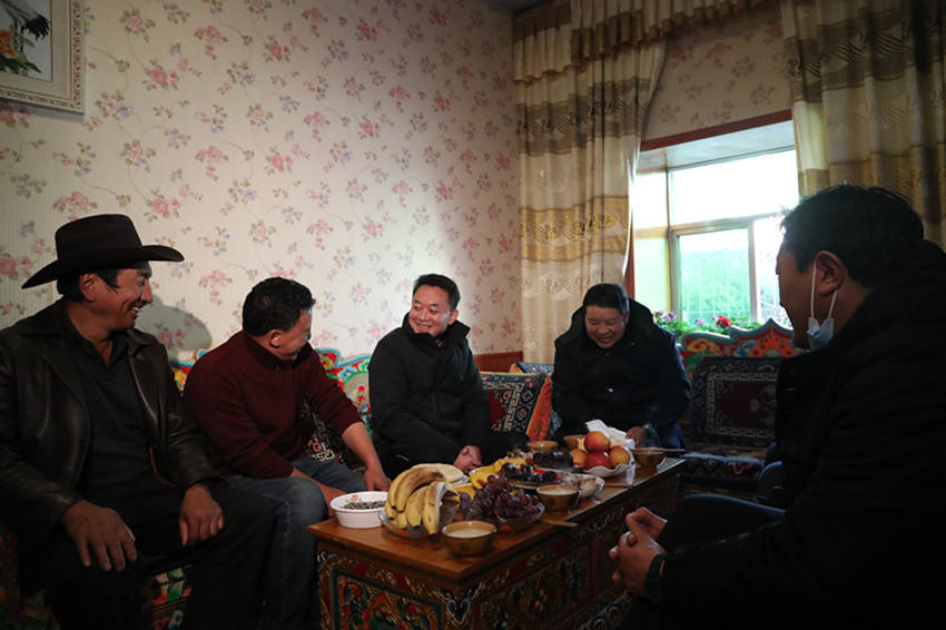 沈阳:深入学习贯彻党的二十大和省委州委全会精神统筹抓好年终岁首稳定发展民生各项工作