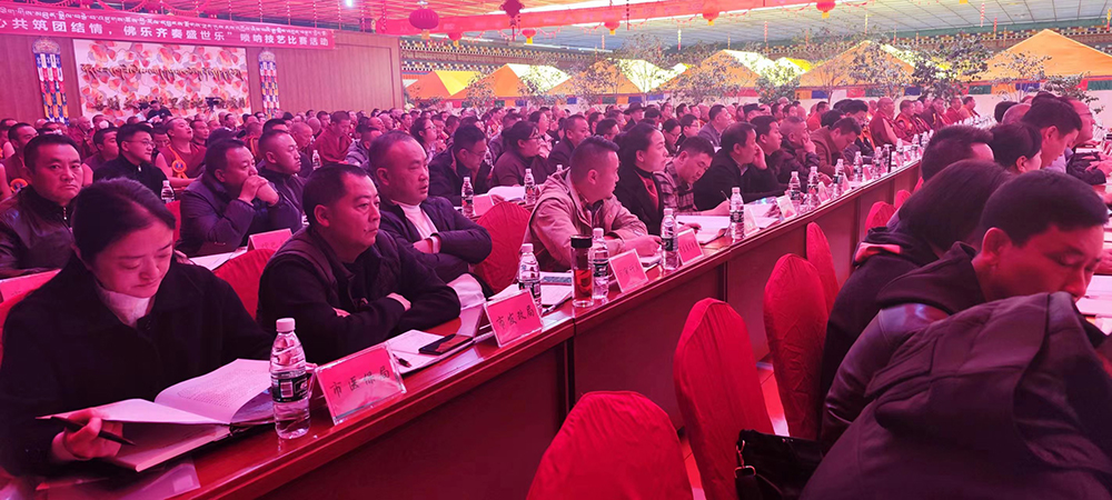 གྲོང་ཁྱེར་ནང་བསྟན་མཐུན་ཚོགས་ཀྱིས་རྡོ་ར་དཀར་མོ་རུ་བྱེད་སྒོ་སྤེལ།