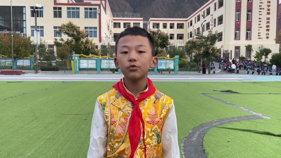 朗诵：《古诗三首》 巴塘县金弦子小学 玬祯朱吒