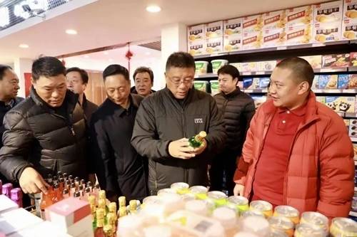 蔡成勇:全力保障市场供应 确保群众生活需求