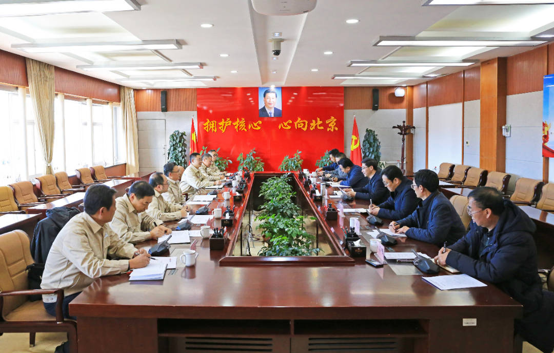 迪庆州与国家能源集团金沙江分公司举行座谈