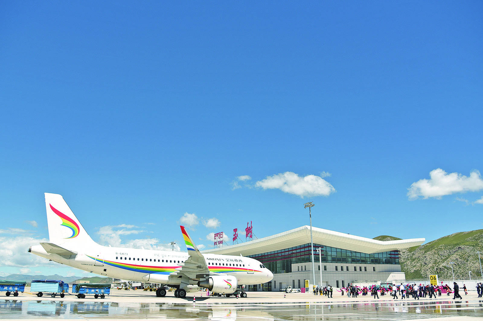 架起“空中桥梁”续写“双向奔赴”新篇章——玉树—拉萨航班复航见闻