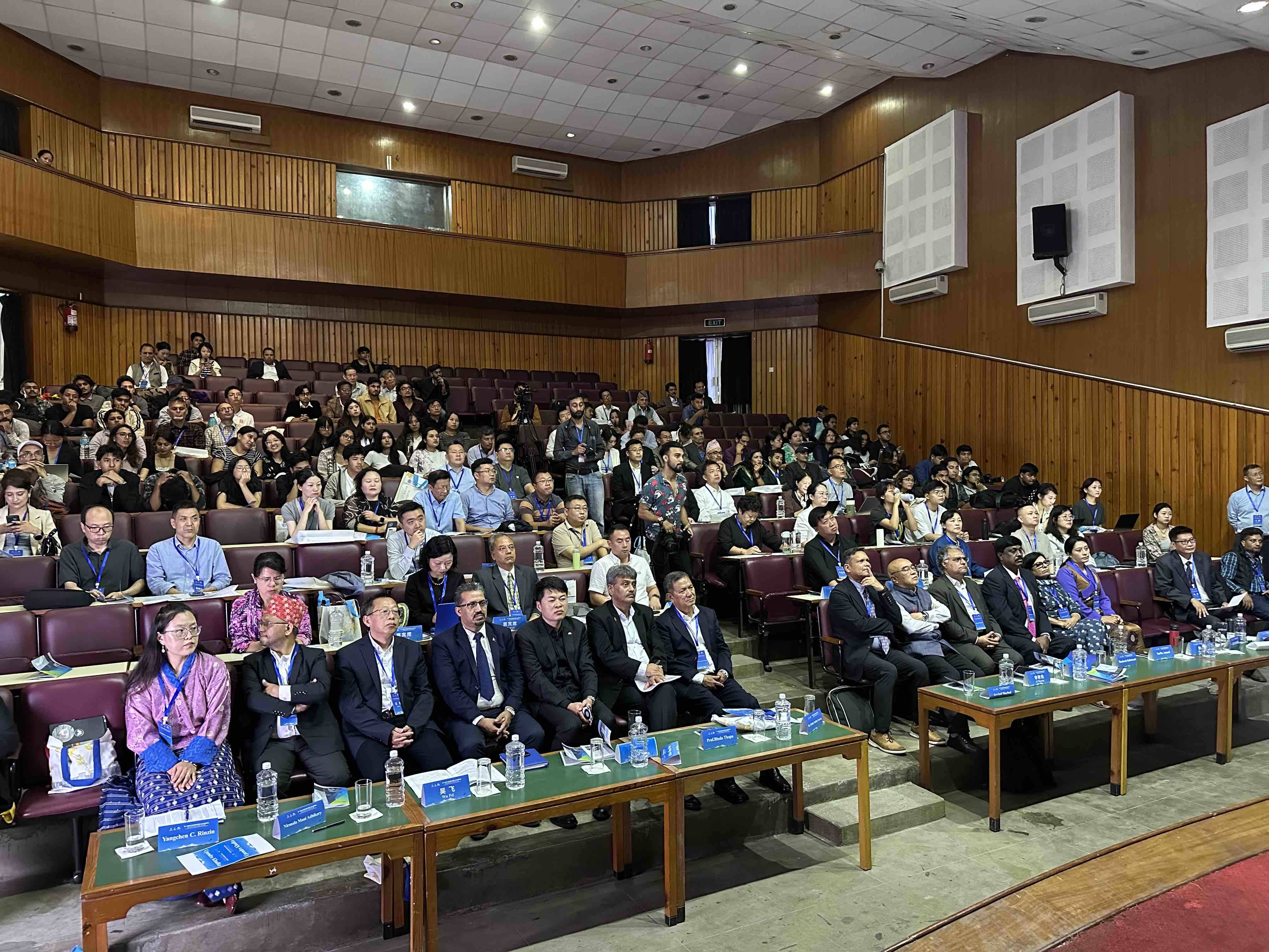 第二届环喜马拉雅地区传播与社会发展论坛在加德满都举行