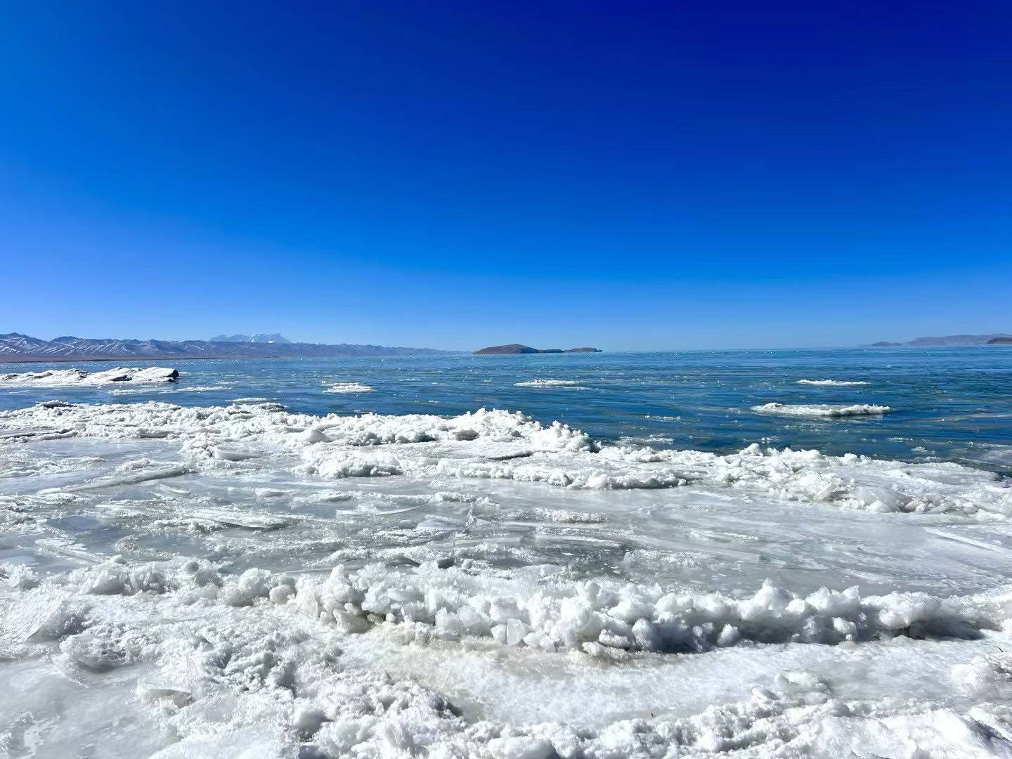 走进4D冰封的纳木措:“每一朵浪花都是立体的”