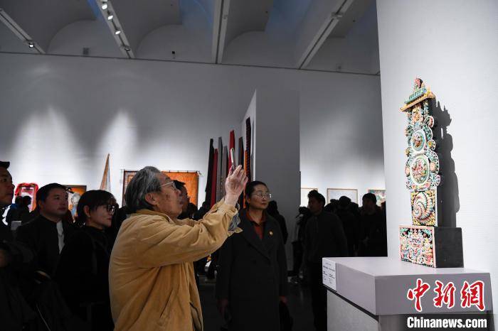 100件精品佳作汇聚 西藏工艺美术巡展拉萨启幕