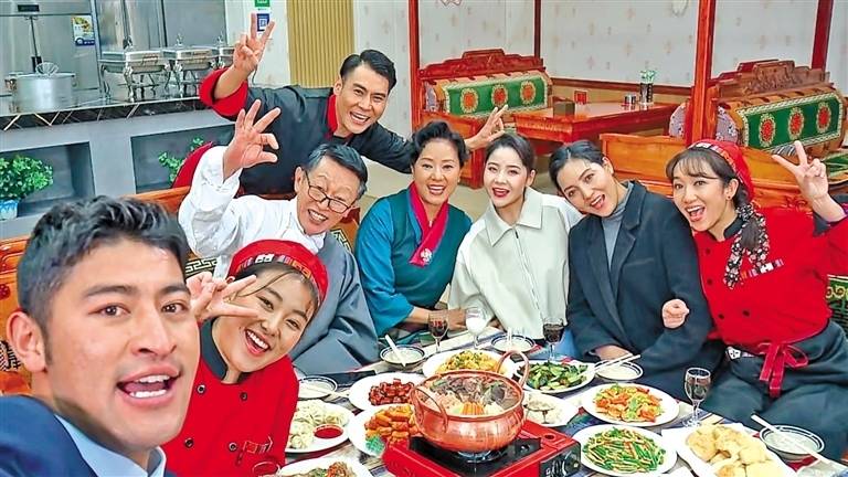 以轻喜剧的方式讲述西藏故事——评网络电视情景剧《拉萨甜茶馆》
