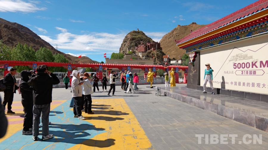 西藏日喀则：定日6.8级地震灾区旅游业全面复苏