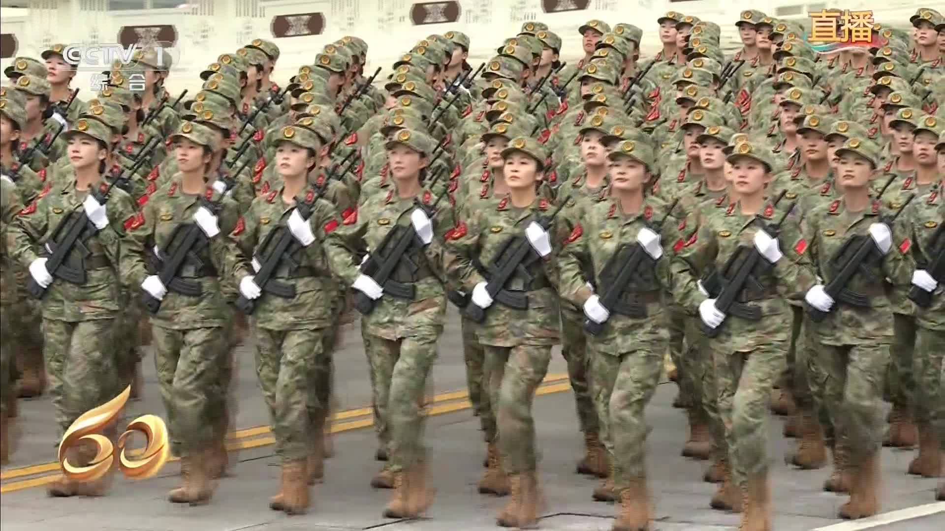 西藏自治区成立60周年庆典回顾:女兵方队 英姿飒爽的军中格桑花