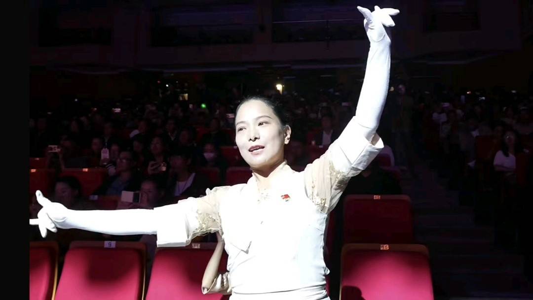 感动！西藏女教师坚守特殊教育15年 获评“全国最美教师”