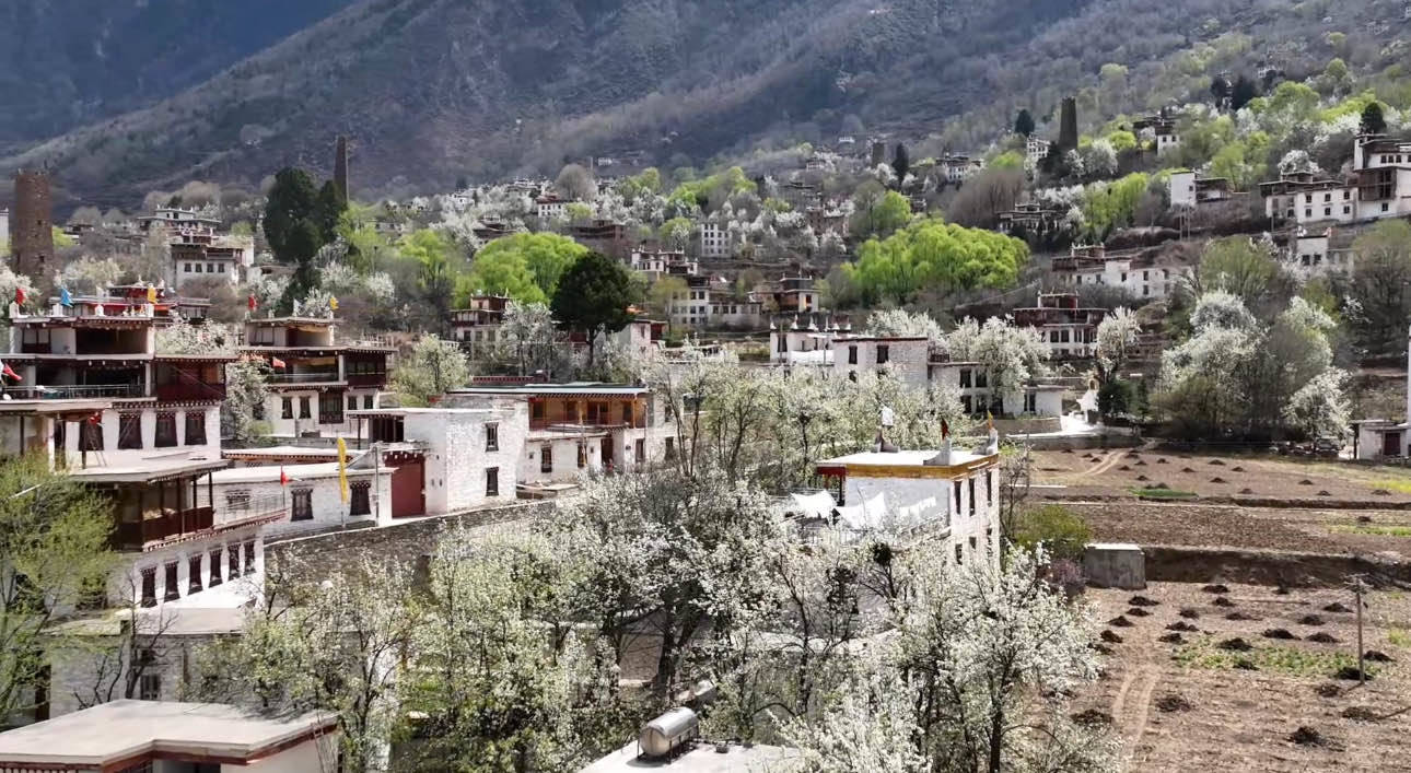 甘孜州将持续打造国际生态旅游目的地