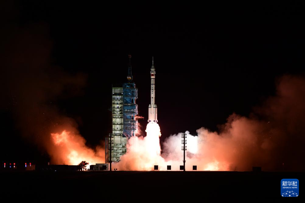 神舟二十一号载人飞船发射取得圆满成功 我国2025年载人航天发射任务圆满收官