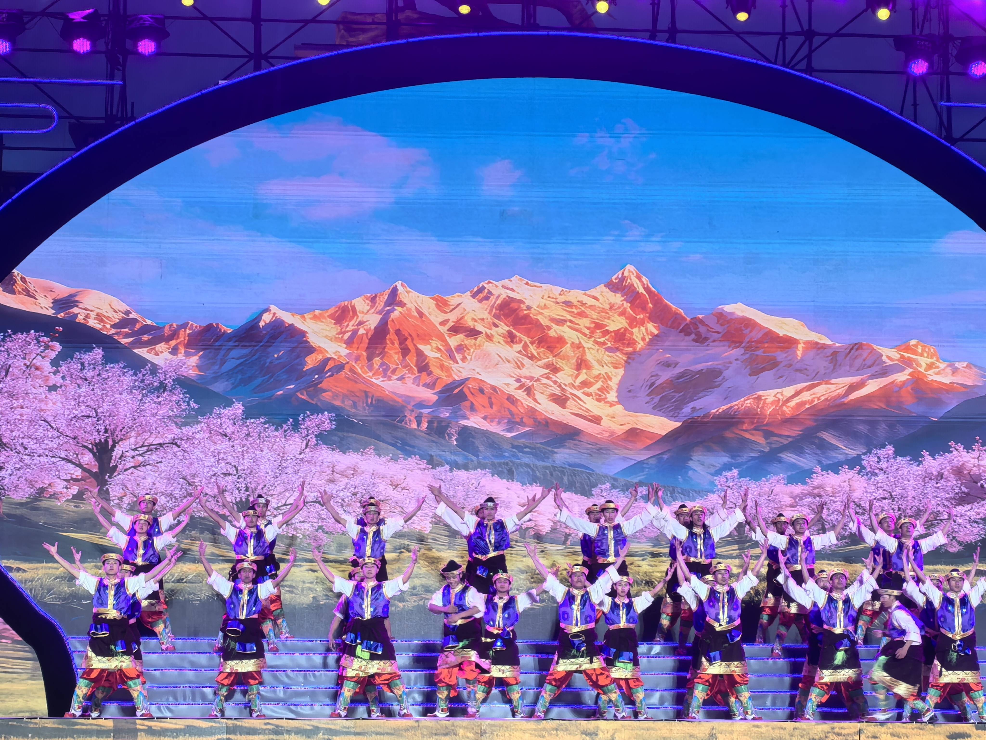剧透   林芝第二十三届桃花旅游文化节开幕式文艺演出抢先看