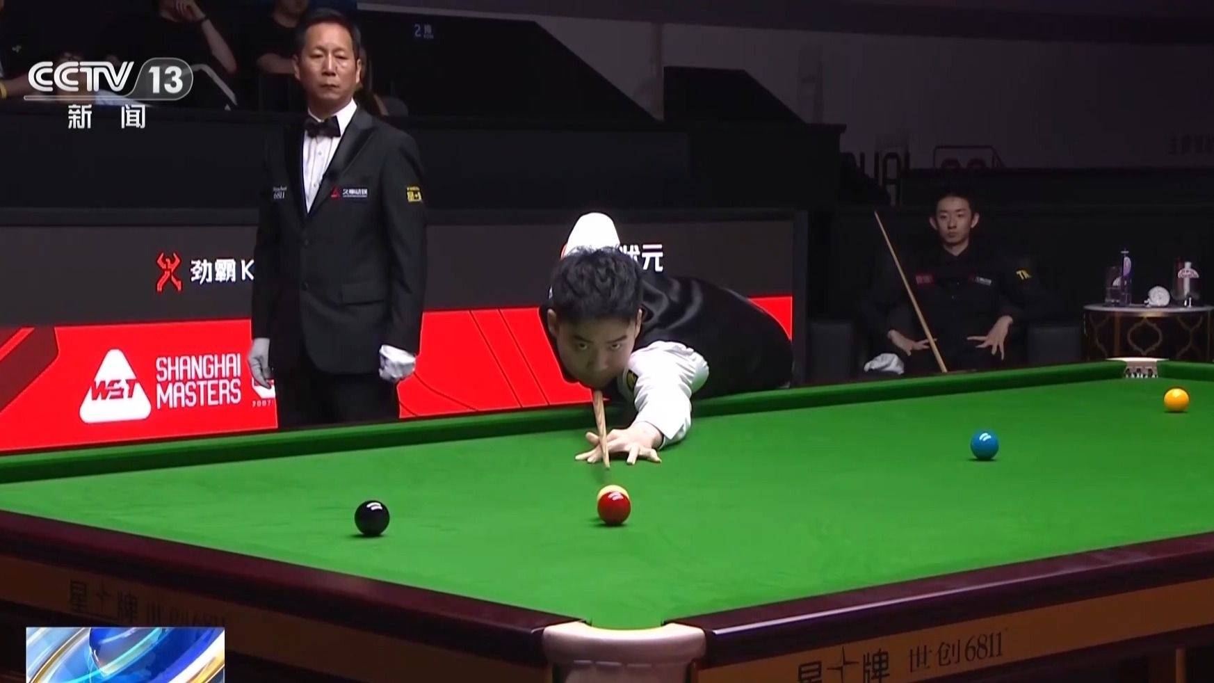 吴宜泽6-2胜斯佳辉 晋级上海大师赛8强将战墨菲