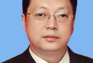 四川省阿坝州委副书记 罗振华