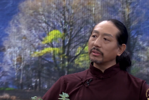 {岗日杂塘 天赐家园}—— 《康巴汉子—阿错教授》