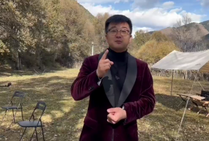 #康巴卫视格桑啦 11月7日6点30分，我们在甲根坝的星空下和林丰一起聆听高原好声音