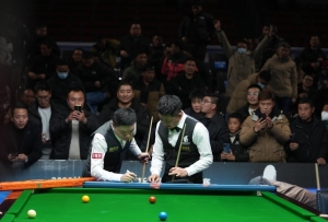 追光｜西藏小伙跟“电视上的”丁俊晖过招啦