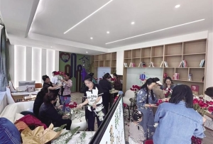 拉萨城关区扎细街道尼卓林社区：让群众真正成为主题教育的受益者