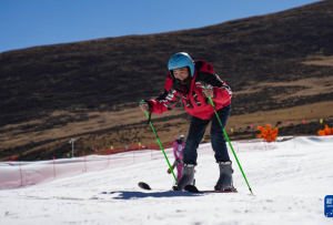海拔4500米西藏首家滑雪场