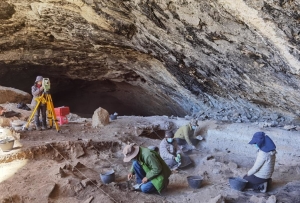 青藏高原腹地5万年前已有人类居住