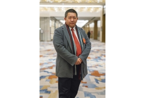 两会好声音丨省政协委员陈冠夫:以新唐卡技艺人才传承与创新培养,带动乡村振兴