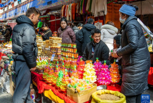 风雪高原行|特写:拉萨的年味