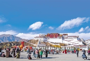 “我们来西藏过大年”
“冬游西藏”政策助推,西藏自治区旅游市场人气攀升