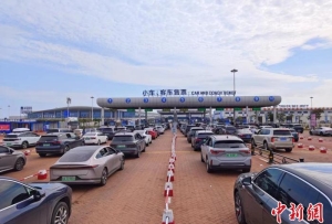 今年春运琼州海峡迎来创纪录的运输高峰