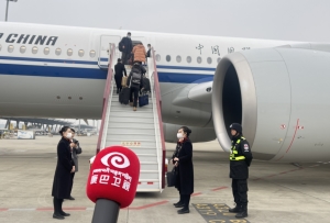 共赴春天的盛会！四川代表团赴京出席十四届全国人大二次会议