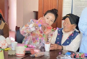 （两会声音）四川民族地区女代表履职“心事”：来自乡土 共创热土