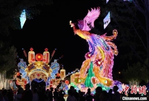 北京历年来规模最大灯会开幕