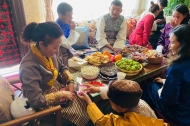 Reporter's Diary Ep.2: Family reunions in orphanage during Tibetan New Year