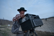 Rural projectionist brings cinematic joy to villagers in SW China's Tibet