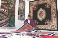 Carpet weaving booming in Qinghai