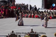 Tibetan Buddhist event in China's Gansu attracts believers, tourists