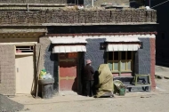 【Into Xizang】Residences of Tibetan Style in This Place are a Little Unique