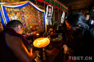 Tashilhunpo Monastery Embraces Height of Buddhist Devotion During Butter Lamp Festival