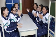 A return to campus in Xizang, and a look at how education gives children on snowy plateau more choices in future