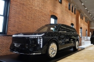 China's SAIC Motor signs joint venture renewal agreement with GM