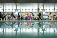 China's railways see holiday return peak amid vibrant tourism market