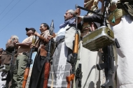 Yemen's Houthis, Saudi-led coalition trade fresh strikes amid growing int'l concern