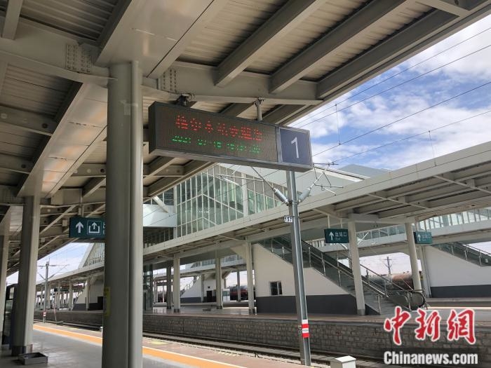青海格爾木火車站站臺。 <a target='_blank' href='http://www.chinanews.com/' >中新網</a> 左宇坤 攝
