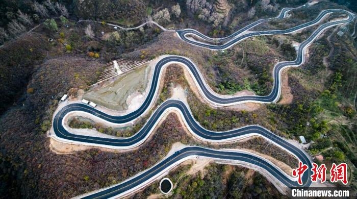 門頭溝區妙峰鎮大禪路。　北京市交通委供圖