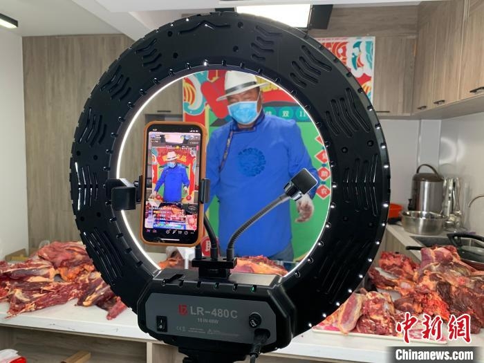 青海草原新牧民的直播間：讓更多的人享用天然食材
