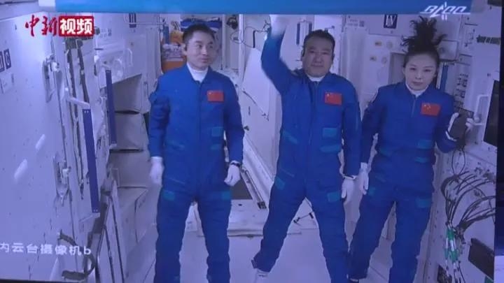 视频截图 点击进入下一页