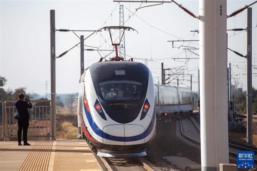 (新华全媒头条·图文互动)(12)鲲鹏展翅九万里——以习近平同志为核心的党中央引领中华民族迈向伟大复兴述评